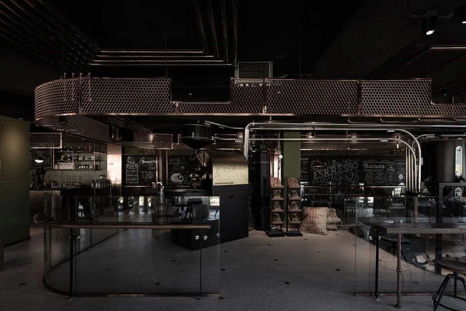 秀峰硬核的金属质感，让这个杭州餐饮空间设计绝了